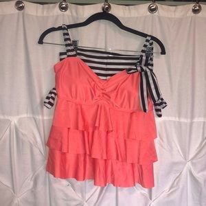 Adorable 2 piece swim suit